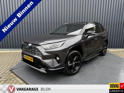 Toyota RAV4 2.5 Hybrid Bi-Tone Panodak JBL Navi