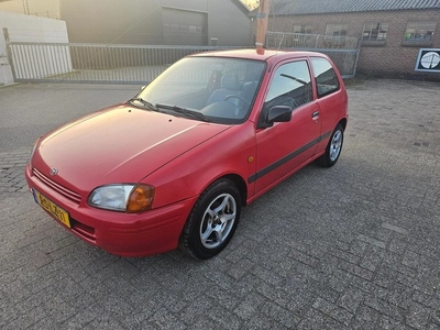 Toyota Starlet 1.3-16V (bj 1997)