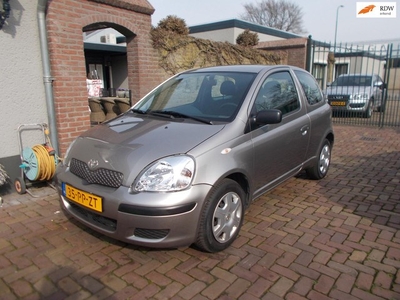 Toyota Yaris 1.3 VVT-i bj 2004 airco apk 3-25 nette auto