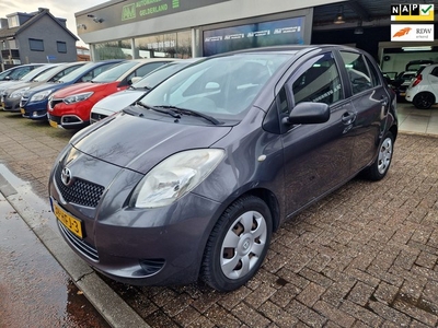 Toyota Yaris 1.3 VVTi Sol 2E EIGENAAR12MND GARANTIENW