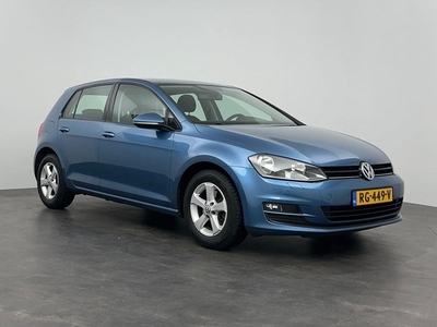 Volkswagen Golf 1.2 TSI Easyline Trekhaak Stoelverwarming