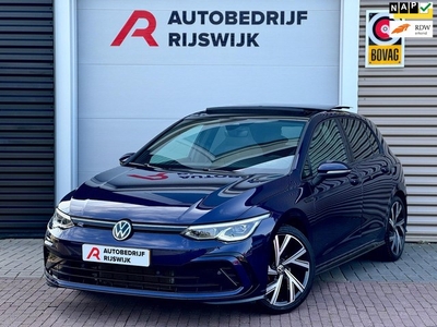 Volkswagen Golf 1.5 eTSI R-Line Pano/IQ.Light/Camera