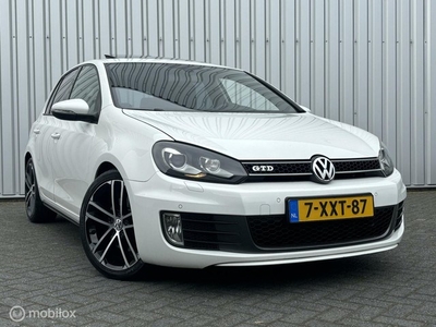 Volkswagen Golf 2.0 GTD DSG Dynaudio Leder Xenon