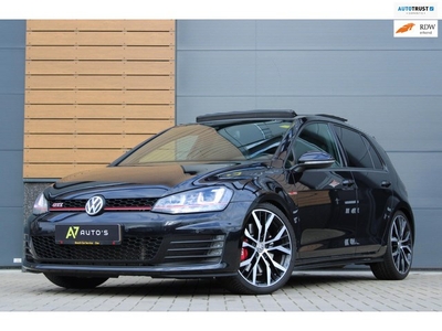 Volkswagen Golf 2.0 TSI GTI