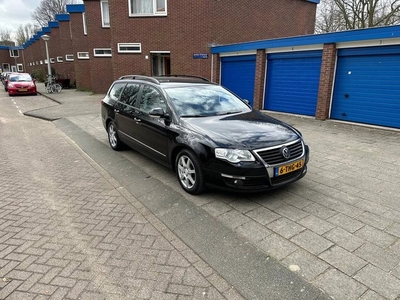 Volkswagen Passat 2.0 FSI 4motion 4x4 Highline NW APK