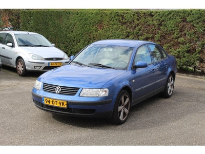 Volkswagen Passat 2.3 V5 Trendline APK tot 20/10/2024