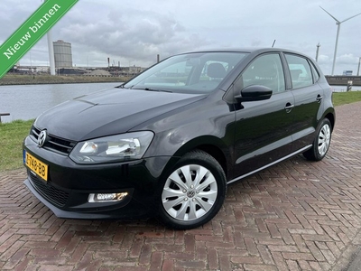 Volkswagen Polo 1.2 AIRCONAVI5-DRSNW APK