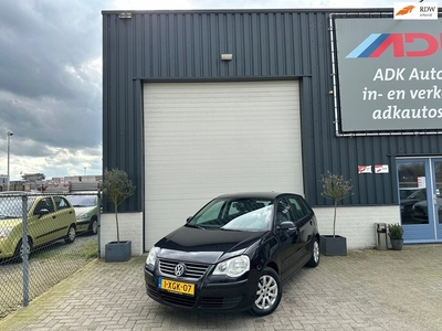 Volkswagen Polo 1.4-16V Trendline CLIMA/NIEUWE APK/ELEK