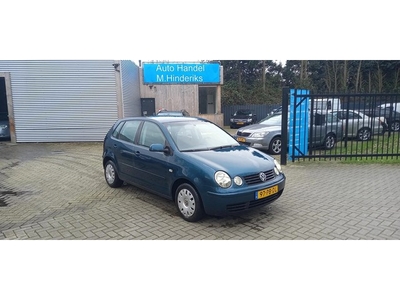 Volkswagen POLO 5drs airco nieuwe apk 11-2025