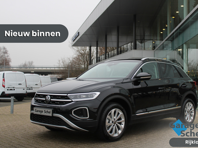 VOLKSWAGEN T-ROC 1.5 TSI Style 150pk DSG7 - Navigatie - Camera - DAB - Stoelverwarming - Rijklaar