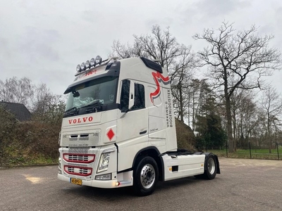 Volvo FH FH13 500 4x2 Globetrotter XL NL truck (bj 2017)