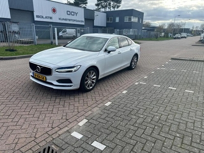 Volvo S90 2.0 T5 Momentum (bj 2016, automaat)