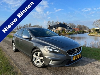 Volvo V40 1.6 D2 R-Design Trekhaak / Leer / Stoelverwarming