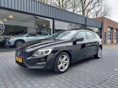 Volvo V60 1.5T3 Polar+ Dealer oh 1 jaar garantie