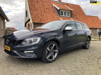 Volvo V60 2.4 D6 AWD Plug-In Hybrid R-Design