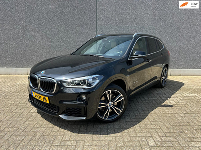 BMW X1 SDrive20i High Executive M-Pakket | AUTOMAAT | HEAD-UP | A.CAMERA | BLUETOOTH | APK T/M 7-2-2025 | COMPLEET ONDERHOUDEN