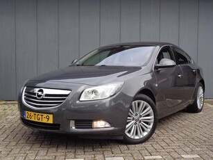 Opel Insignia 1.6 T Cosmo HB Zeer Mooi&luxe,2Eigenaren,Volledig Onderhoud.