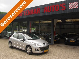 Peugeot 207 1.4 VTi XS zeer mooi en lux met trekhaak apk 22-10-2024