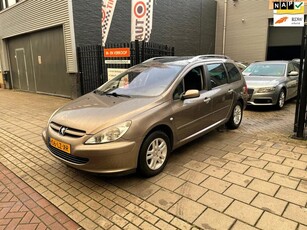 Peugeot 307 SW 1.6 16V Pack 2e Eig Trekhaak Pano Airco NAP APK