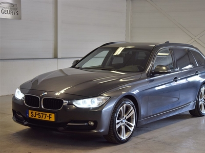 BMW 3-SERIE Touring 320d High Executive Sport Xenon/Clima/Navi/Elek. trekhaak !! VERKOCHT !!