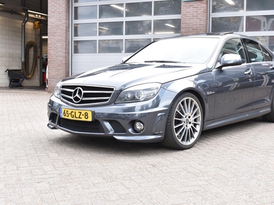 MERCEDES C-KLASSE 63 AMG