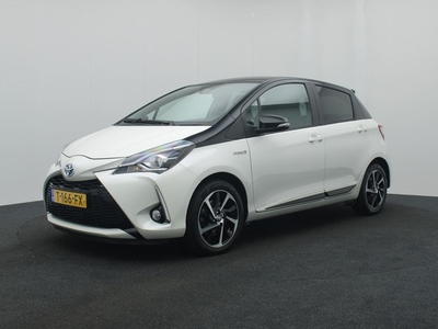 Toyota Yaris 1.5 Hybrid Y20 Bi Tone uitvoering zwaag