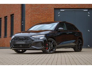 Audi A3 Sportback 40 TFSI e S edition RS zetels Pano