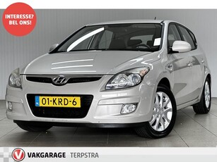 Hyundai i30 1.4i Blue Dynamic Business/ 16''LMV/ Clma/