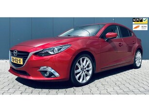 Mazda 3 1.5 TS Airco Cruise Navi PDC Stoelverwarming