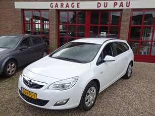 Opel Astra 1.4 TURBO EDITION