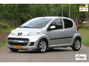 Peugeot 107 1.0-12V Black & Silver 5 deurs / Airco / Leder alcantara interieur / Sportvelgen