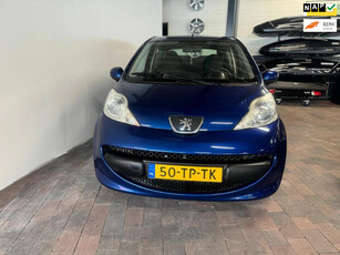 Peugeot 107 1.0-12V XS / NIEUWE APK