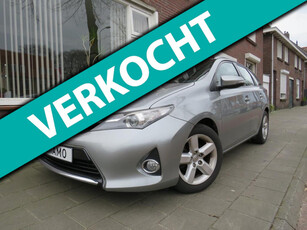 Toyota Auris Touring Sports 1.4D Comfort EXPORT auto met Belgische papieren