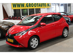 Toyota Aygo 1.0 VVT-i x-play Cruise control, Isofix, Stuurbekrachtiging