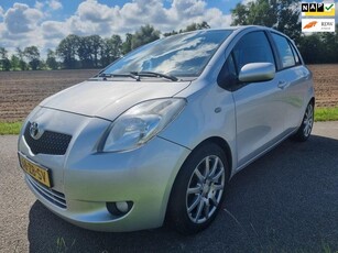 Toyota Yaris 1.3 VVTi Sol MMTAutomaatLeerTrekhaakCruise