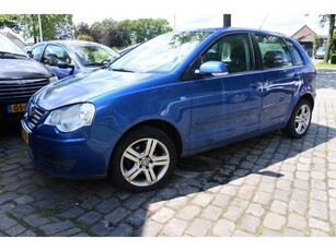 Volkswagen Polo 1.4-16V Optive 5 drs clima 256 dkm N.A.P.