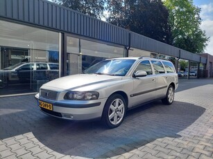 Volvo V70 2.4 T AWD Gtr. C.L. Riem v.v. 2021 Leer Navi