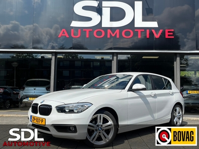 BMW 1-SERIE 120i Centennial Executive 4 cilinder!!// NAVI // CLIMA // TREKHAAK // 18'' LICHT METALEN VELGEN //