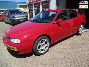 Alfa Romeo 156 2.5 V6 Distinctive