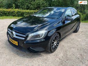 Mercedes-Benz A-klasse 180 Prestige AUTOMAAT LED XENON AMG