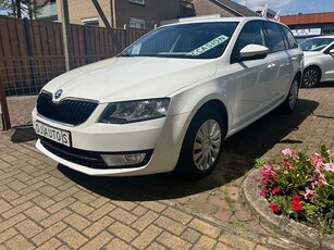 Skoda Octavia 2.0 TDI GRT AMBITION Automaat Nieuwe Distributie