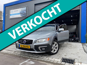 VOLVO XC70 2.4 D5 AWD Summum FULL OPTION en in Showroomstaat