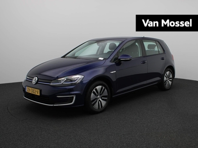 VOLKSWAGEN GOLF e-Golf e-Golf | Navigatie | Parkeersensoren | LED verlichting |