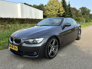 BMW 3 Serie Cabrio 325i High Executive / AUTOMAAT / M-PAKKET / NAVI / HARMAN KARDON