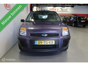 Ford Fusion 1.4-16V Champion met nieuw Apk