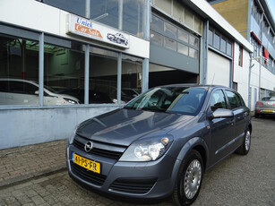 Opel Astra 1.4 Essentia