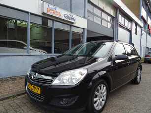 Opel Astra 1.6 Temptation