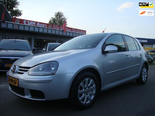 Volkswagen Golf 1.6 FSI Comfortline ( Automaat + NAVI )