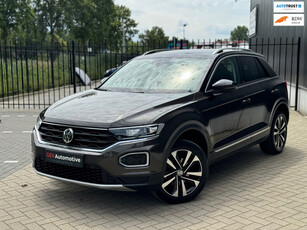 Volkswagen T-ROC 1.5 TSI IQ Drive Automaat 150 PK LED Camera Dodehoek ACC Carplay