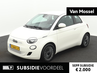 FIAT 500 500e Icon 42kWh | € 2.000,- Subsidie | Navigatiesysteem | Parkeersensoren | Cruise Controle